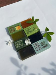 <img src="xa-bong-thien-nhien.jpg" alt="5 điều bạn chưa từng biết về cục xà bông tắm thiên nhiên">
